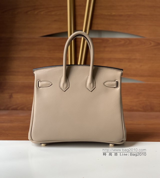 Hermes女包 愛馬仕Birkin25 swift皮 手工縫製 淺灰金扣 Hermes鉑金手提包  tdh2155